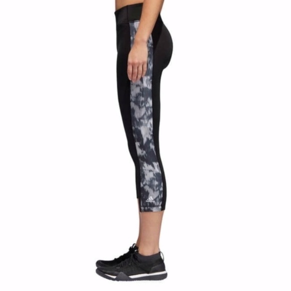 LAST ONE!! New Adidas Climalite Cropped Leggings Size Small - Picture 2 of 14